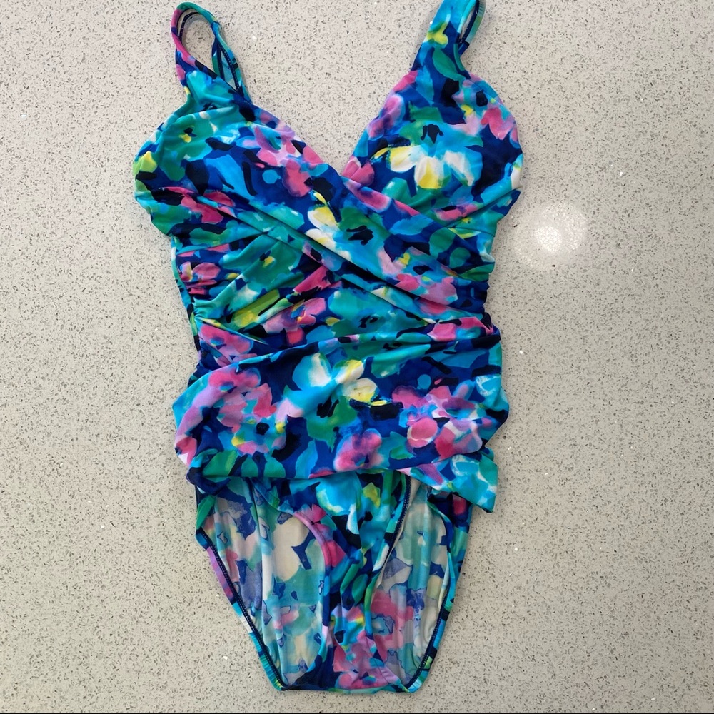INC International Concepts One-Piece Swimsuit Size 8